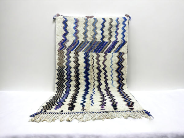 Off-White Bohemian Berber Zigzag Moroccan Rug